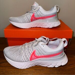 Nike Women's Athletic Shoes - Gray and Pink